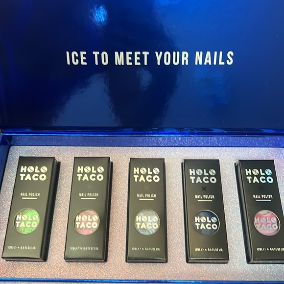 New Holo Taco Winter Shimmers Collection limited edition box set - Picture 3 of 5